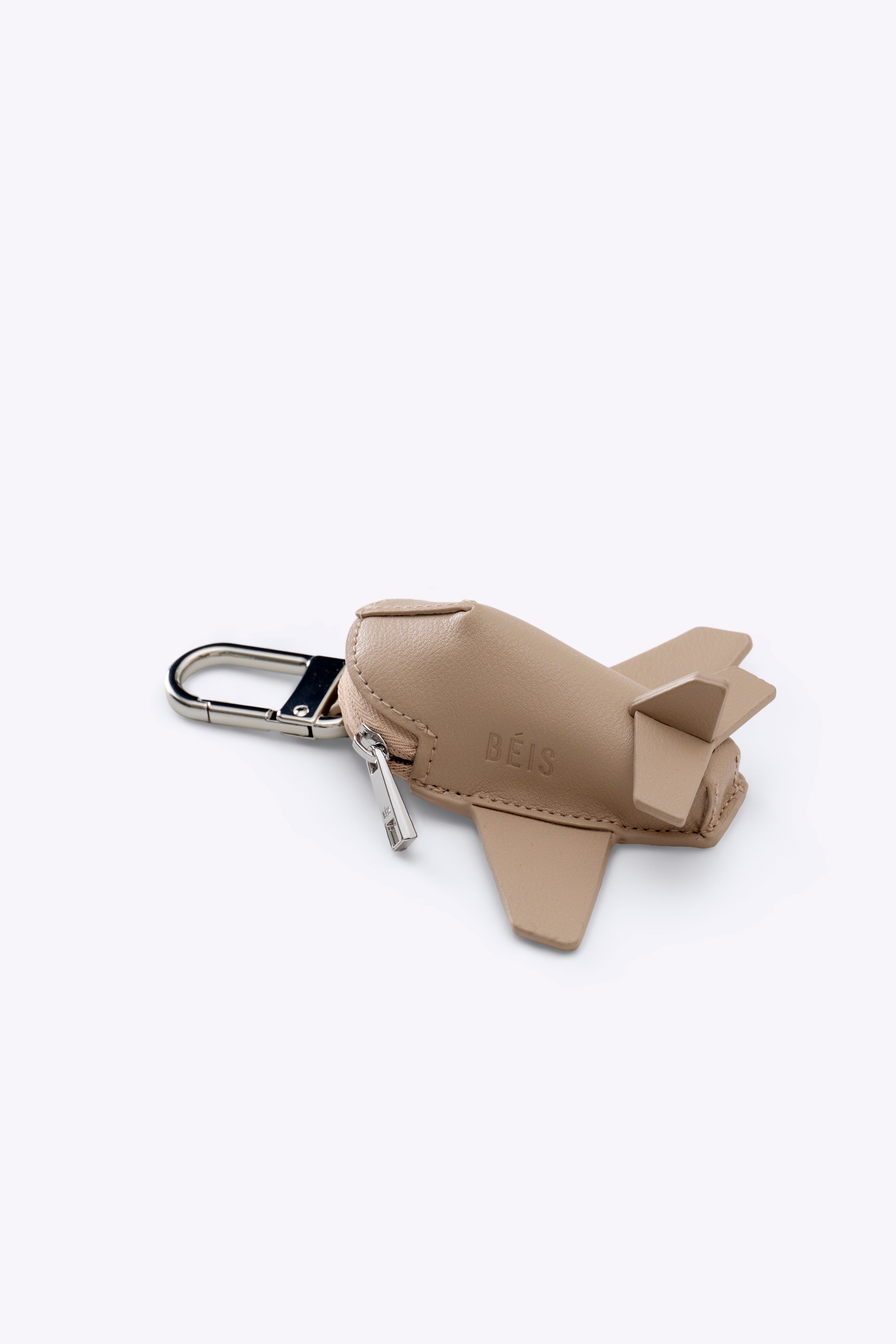 BEIS177501-TheAirplaneCharm-Beige-Details-0727