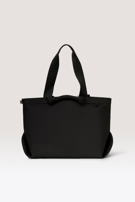 The Travel Tote in Black