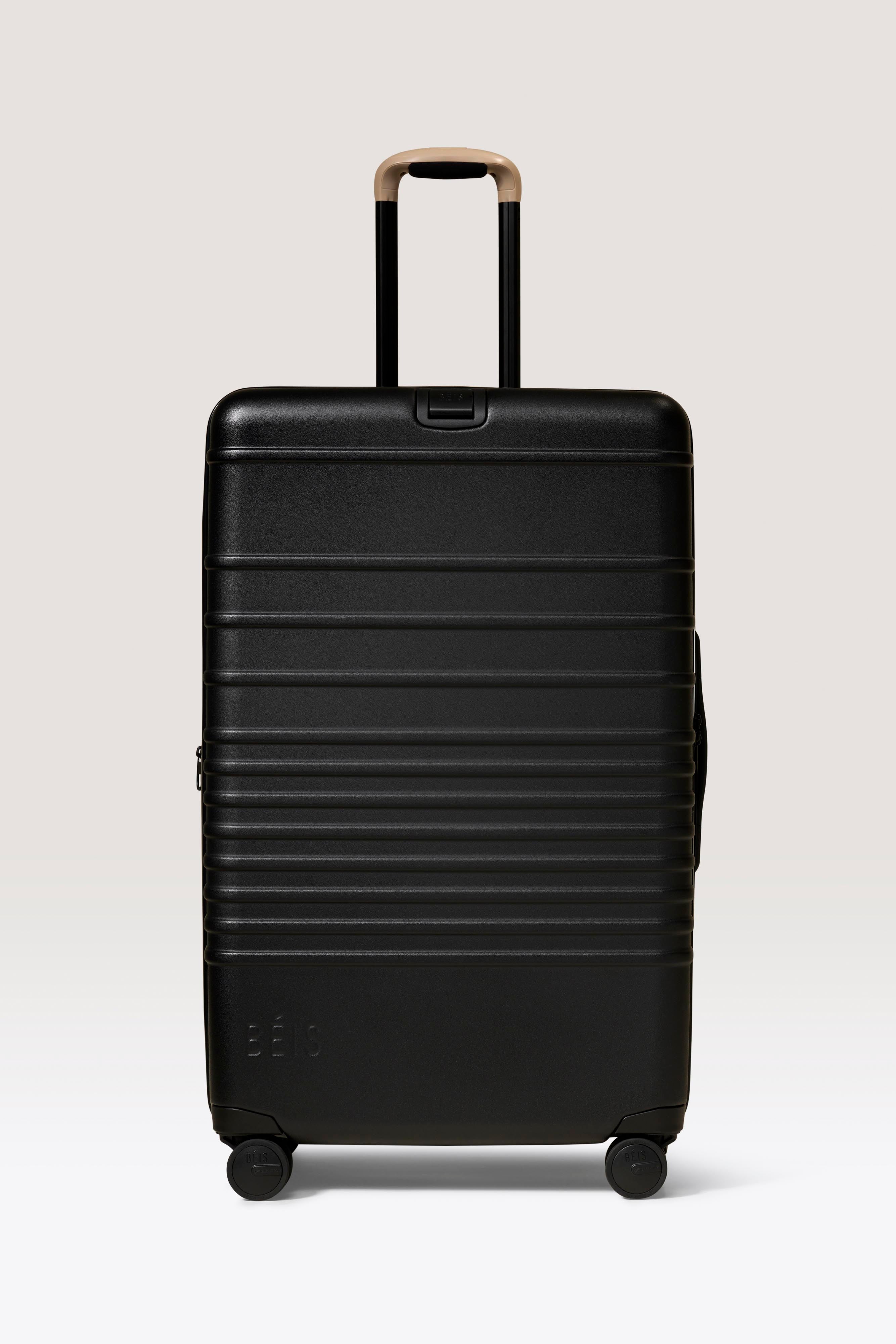 BEIS181102-TheLargeCheckInRoller-Black-Product-0700_27f5460f-d492-4f18-8627-e44be5508bc9